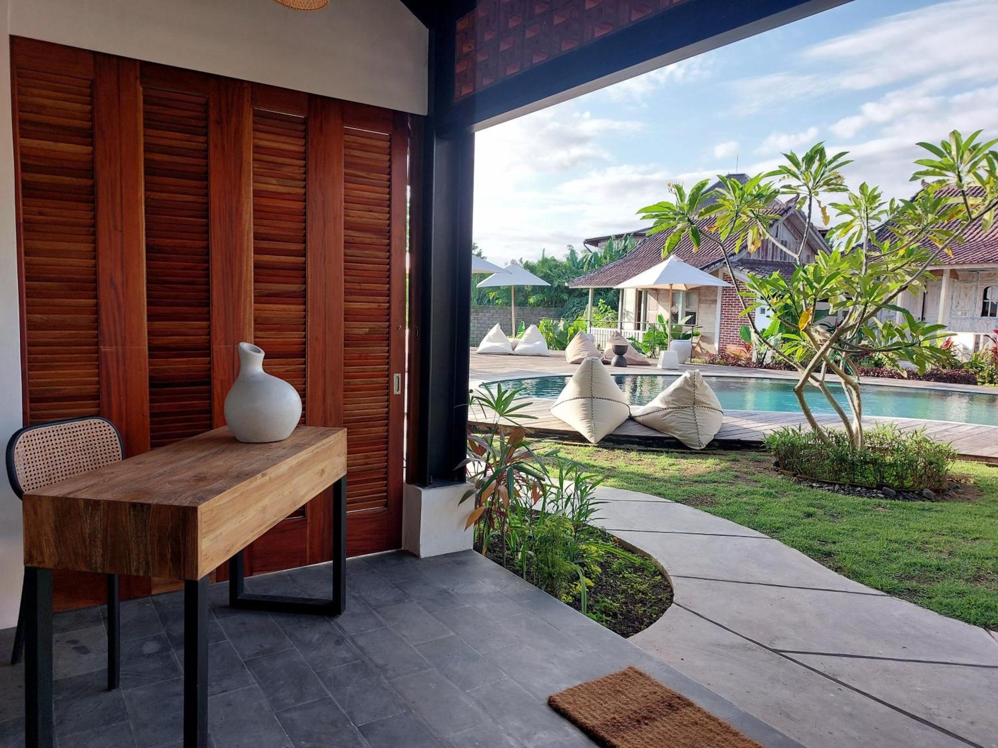 Spaces Bali Unique Boutique Hotel Munggu Room photo